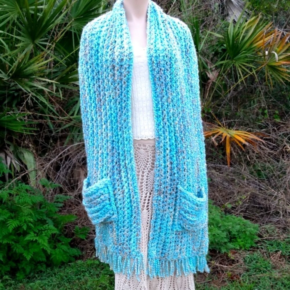 HANDMADE Absolutely Gorgeous & Soft Aqua/Tan/White X-Large Wrap w/Pockets Fringe